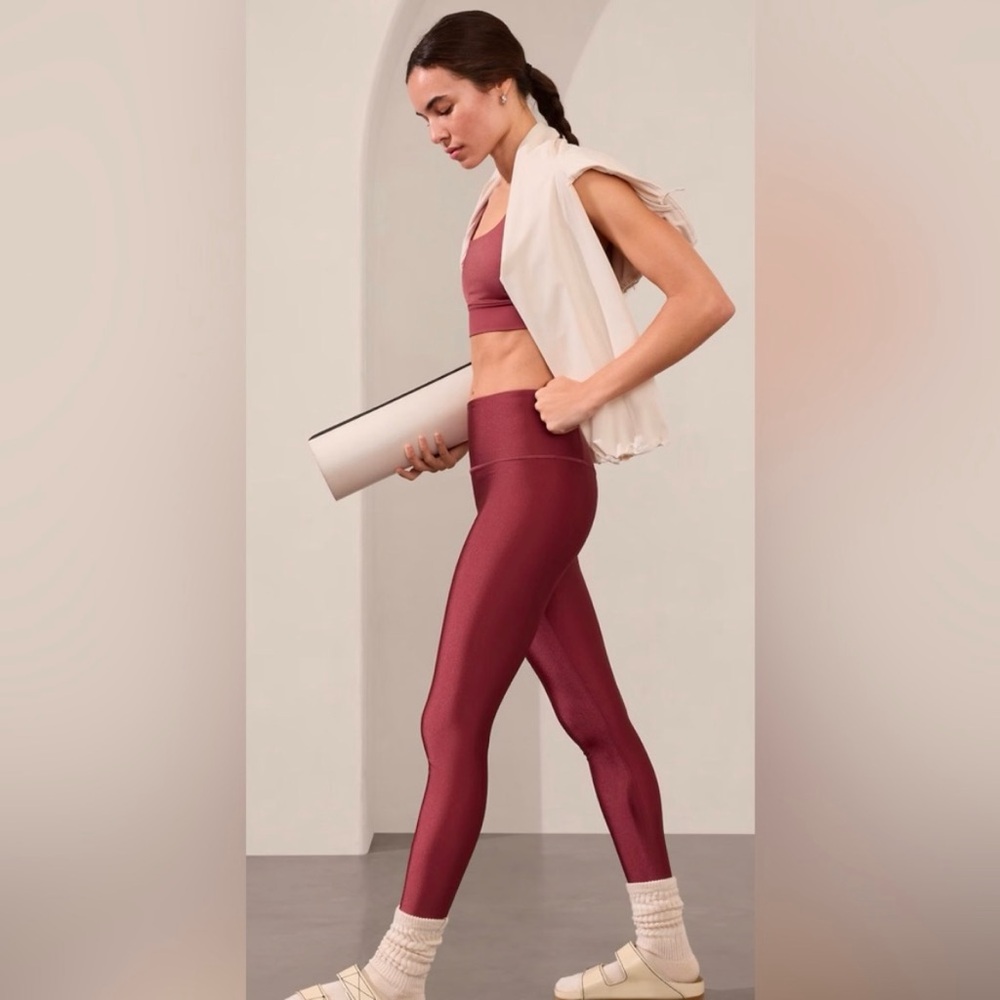 New NWOT Women’s Athleta Elation Shine Leggings in Red Rock (Small)